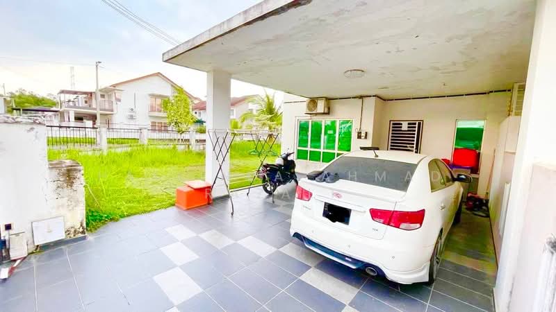 2-storey Terraced House for Sale in Puncak Alam (Selangor) - Haslinda Ahmad Razali - Exterior - PropertyGuru.com.my