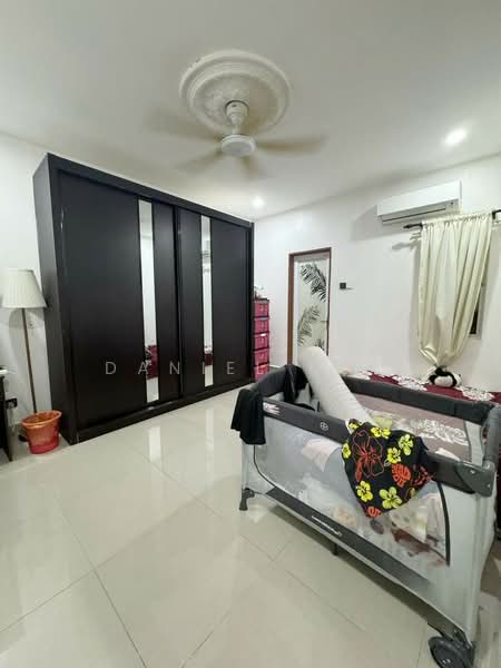 2-storey Terraced House for Sale in Bandar Bukit Raja (Klang) - Daniel Kok - Bedroom - PropertyGuru.com.my
