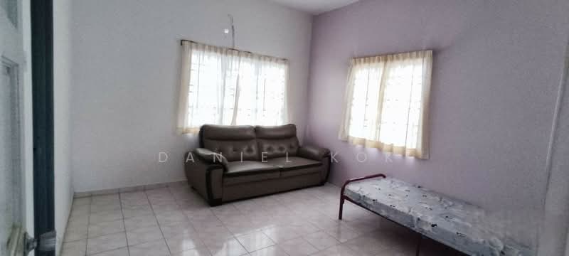 RM750k! 35x80ft! 4R3B! Good Condition Value buy Taman Mesra Kampung Jawa Klang 2 Sty Semi D House untuk Untuk Dijual - RM 750,001, Mac 2026 - Living Room - PropertyGuru.com.my