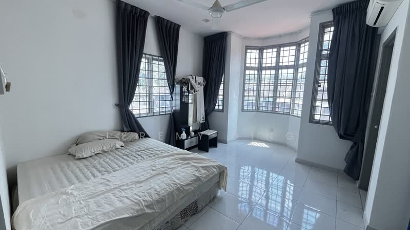 Jalan Indah 1/6, Taman Bukit Indah, 81200 Johor Bahru, Johor untuk Untuk Disewa - RM 3,500 /bulan, Mac 2026 - Bedroom - PropertyGuru.com.my
