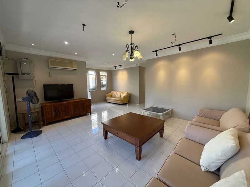 Untuk Disewa - Jalan Dogan