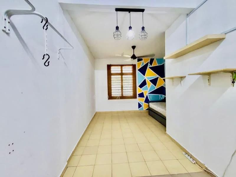 2-storey Terraced House for Sale in Senawang (Negeri Sembilan) - Haslinda Ahmad Razali - Bedroom - PropertyGuru.com.my