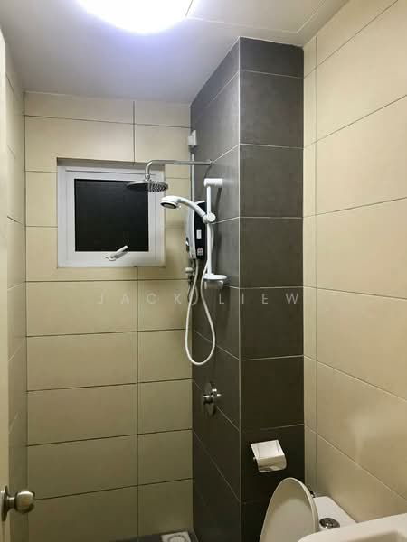 Condominium for Sale at The Holmes 1 - Jack Liew - Bathroom - PropertyGuru.com.my