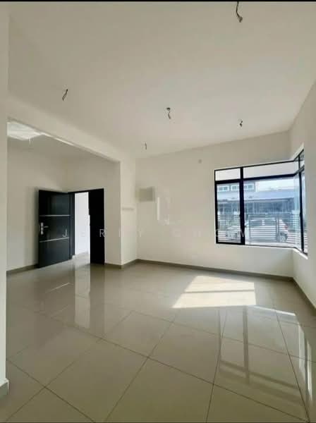 Cluster House for Sale in Ipoh (Perak) - Jerry Chow - Living Room - PropertyGuru.com.my