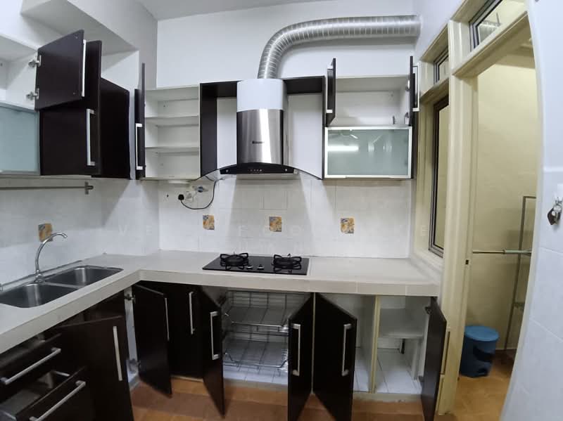 Impian 4 (2-Storey, 20x70) @ Setia Alam untuk Untuk Disewa - RM 2,000 /bulan, Mac 2026 - Kitchen - PropertyGuru.com.my