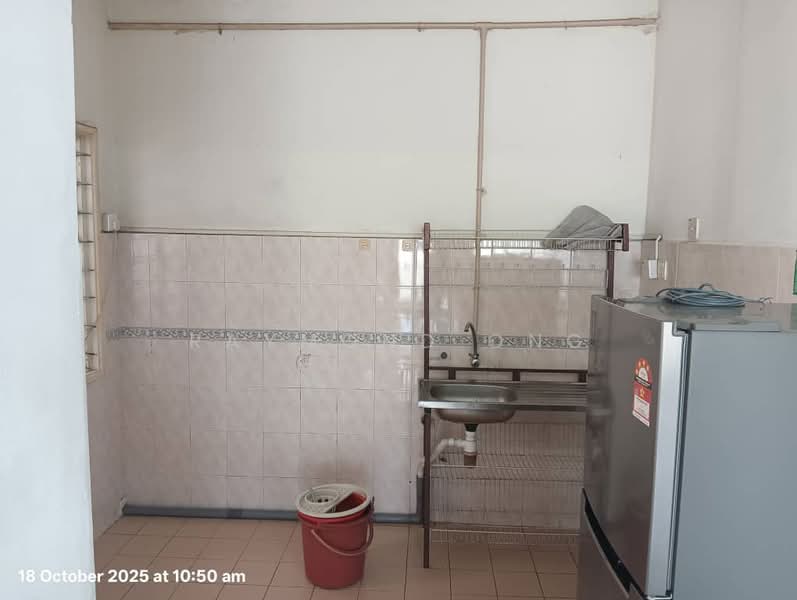 Apartment for Rent at Pangsapuri Sri Alpinia - Raymond Ong - Kitchen - PropertyGuru.com.my
