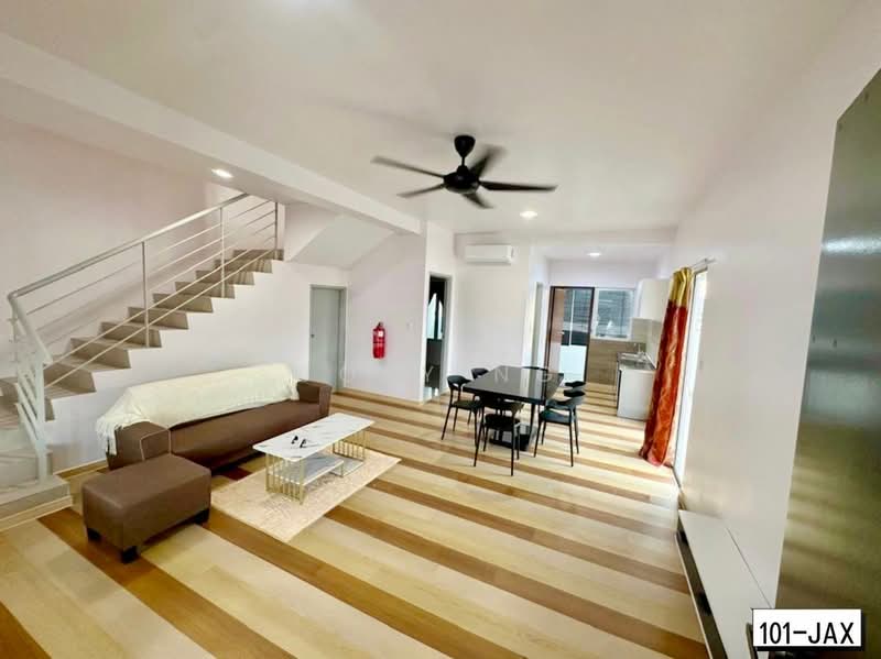 Terraced House for Sale in Kuala Selangor (Selangor) - Joey Ng - Living Room - PropertyGuru.com.my