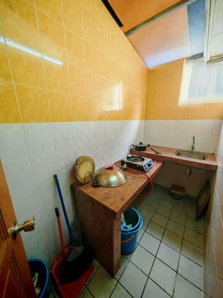 Bandar Menjalara untuk Untuk Dijual - RM 580,000, Mac 2026 - Kitchen - PropertyGuru.com.my