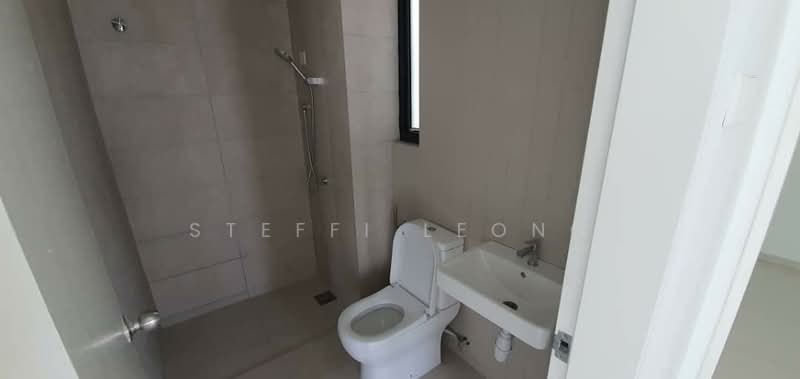 Kenwingston Skylofts untuk Untuk Disewa - RM 2,500 /bulan, Mac 2026 - Bathroom - PropertyGuru.com.my