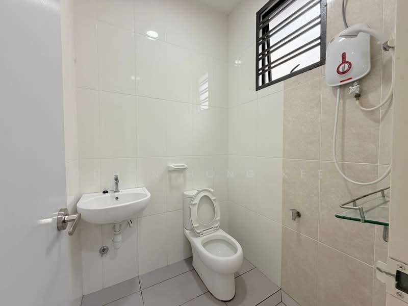 2-storey Terraced House for Sale in Bukit Indah (Iskandar Puteri (Nusajaya)) - Chuan Hong Kee - Bathroom - PropertyGuru.com.my