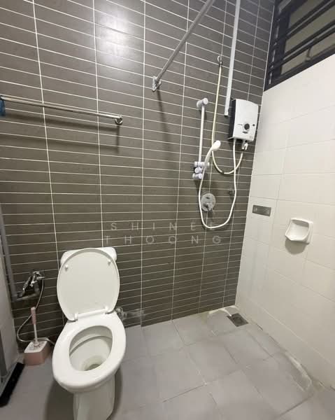 Service Residence for Rent at Palazio - Shinee Thoong - Bathroom - PropertyGuru.com.my