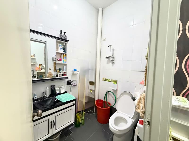 1-storey Terraced House for Sale in Bandar Jaya Putra (Johor Bahru) - Eric Lee - Bathroom - PropertyGuru.com.my