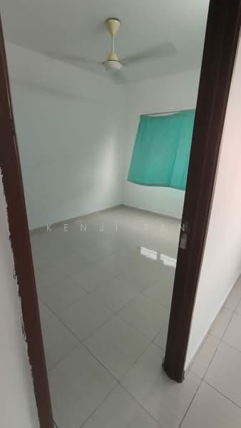Flat for Sale at Pangsapuri Berembang Indah - Kenji Tan - Interior - PropertyGuru.com.my