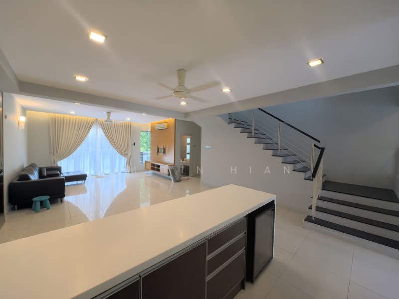 3-storey Terraced House for Rent in Desa Parkcity (Kuala Lumpur) - Lim Kin Hian - Living Room - PropertyGuru.com.my