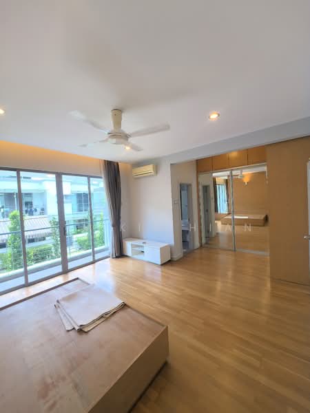 3-storey Terraced House for Rent in Desa Parkcity (Kuala Lumpur) - Lim Kin Hian - Bedroom - PropertyGuru.com.my