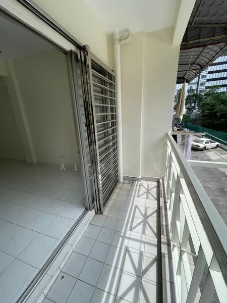 Block 101 Apartment untuk Untuk Dijual - RM 330,000, Mac 2026 - Balcony - PropertyGuru.com.my