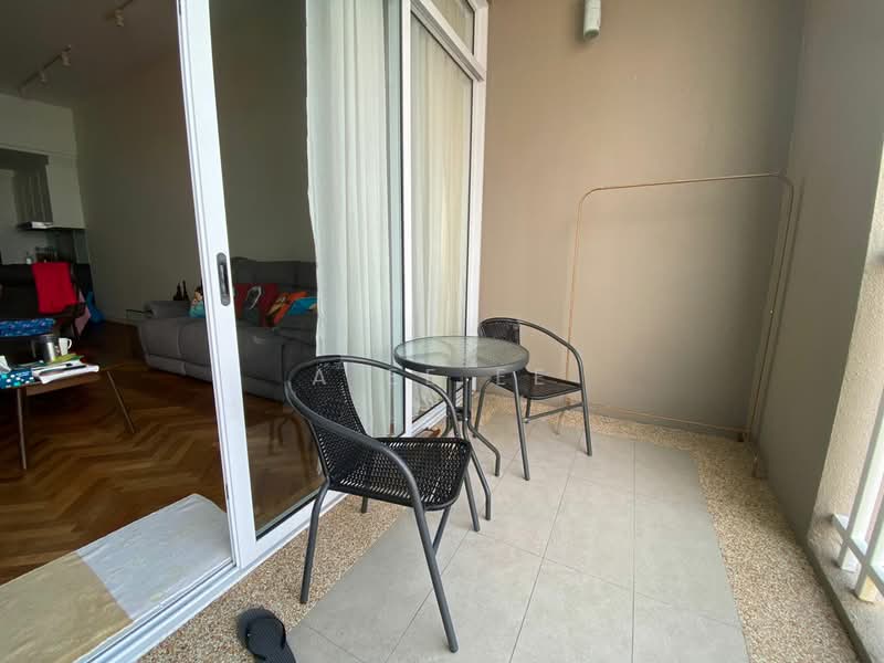 Kondominium untuk Dijual di Quayside Seafront Resort Condominiums - A Ee Ee - Balcony - PropertyGuru.com.my