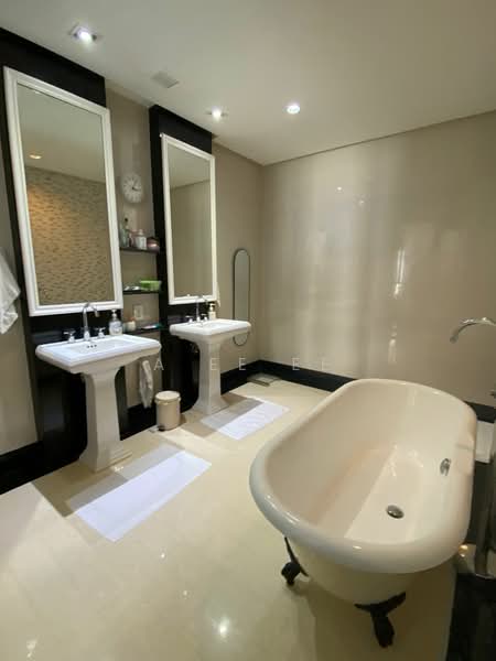 Kondominium untuk Dijual di Quayside Seafront Resort Condominiums - A Ee Ee - Bathroom - PropertyGuru.com.my
