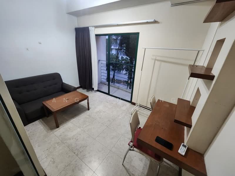 10 Semantan Suites untuk Untuk Disewa - RM 1,500 /bulan, Mac 2026 - Living Room - PropertyGuru.com.my