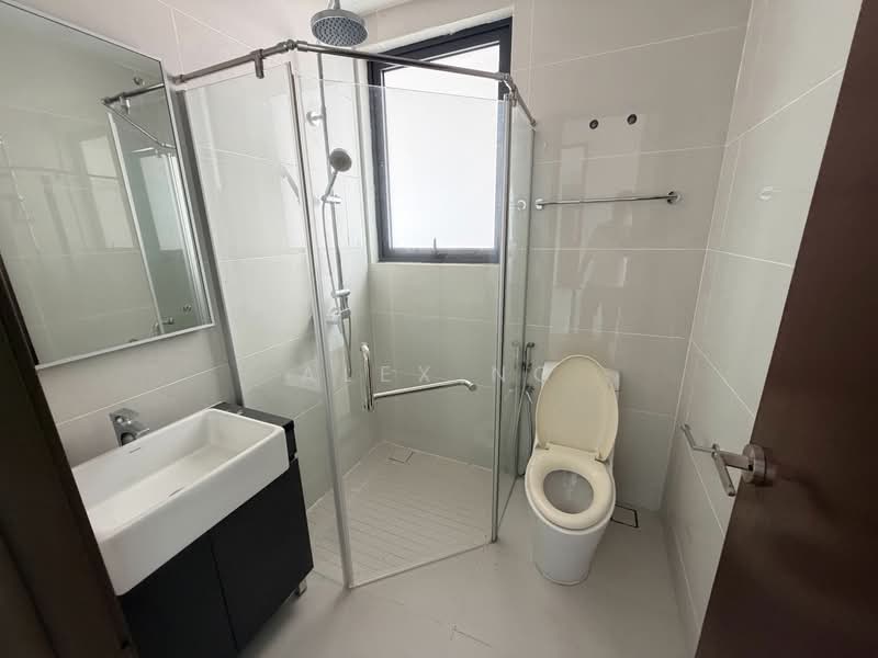 Amberside @ Country Garden Danga Bay untuk Untuk Dijual - RM 600,000, Mac 2026 - Bathroom - PropertyGuru.com.my