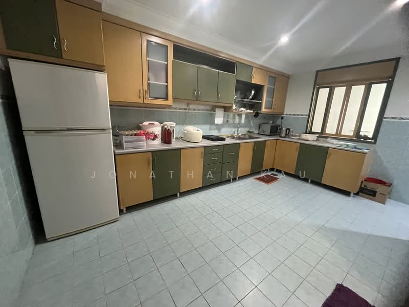 Semi-Detached House for Rent in Taman Gaya (Ulu Tiram) - Jonathan Kau - Kitchen - PropertyGuru.com.my