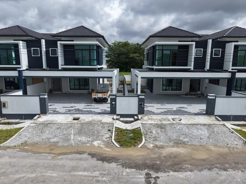 Semi-Detached House for Sale in Stapok (Kuching) - Leslie Loi - PropertyGuru.com.my