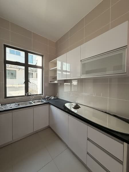 2-storey Terraced House for Rent in Seremban (Negeri Sembilan) - Ong Jia Hui - Kitchen - PropertyGuru.com.my