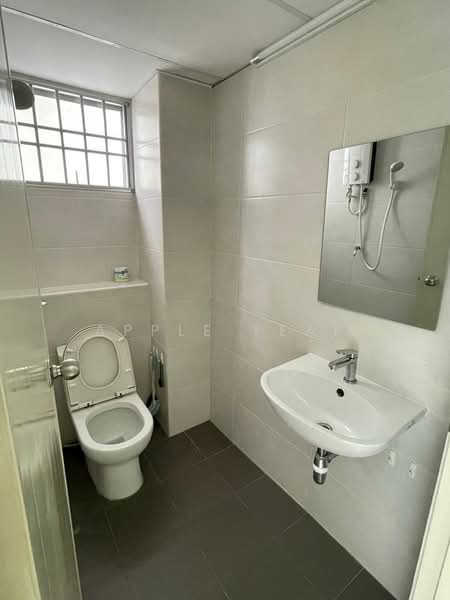 Condominium for Sale at N-Park Condominium - Apple Yeap - Bathroom - PropertyGuru.com.my