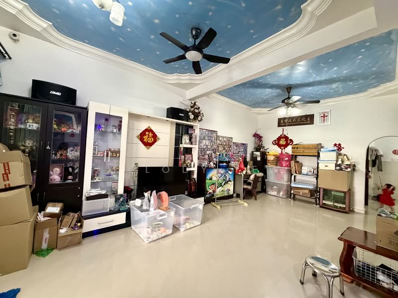 Taman Nusa Bestari untuk Untuk Dijual - RM 720,000, Mac 2026 - Living Room - PropertyGuru.com.my