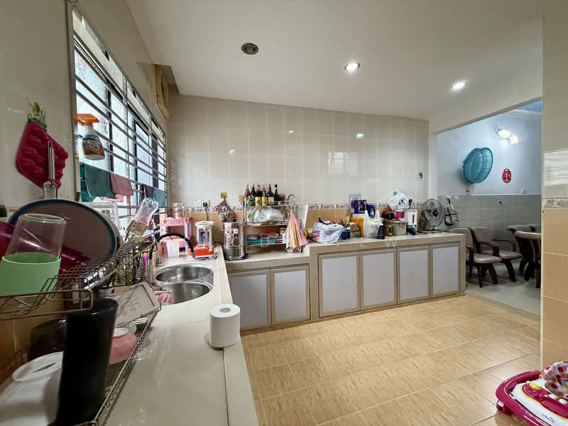 Taman Nusa Bestari untuk Untuk Dijual - RM 720,000, Mac 2026 - Kitchen - PropertyGuru.com.my