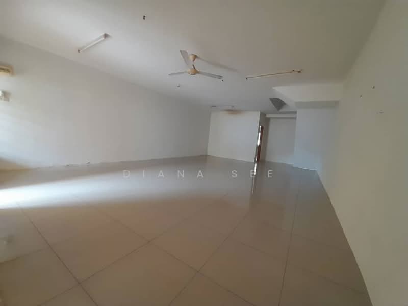 2-storey Terraced House for Rent in Taman Meru (Klang) - Diana See - Living Hall - PropertyGuru.com.my