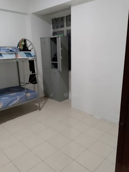 Pangsapuri untuk Dijual di Pangsapuri Villamas - JJ Ooi - Bedroom - PropertyGuru.com.my