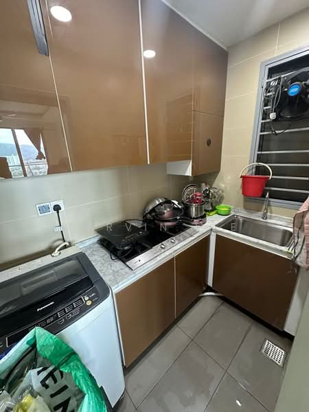 LakePark Residence @ KL North untuk Untuk Dijual - RM 570,000, Mac 2026 - Kitchen - PropertyGuru.com.my