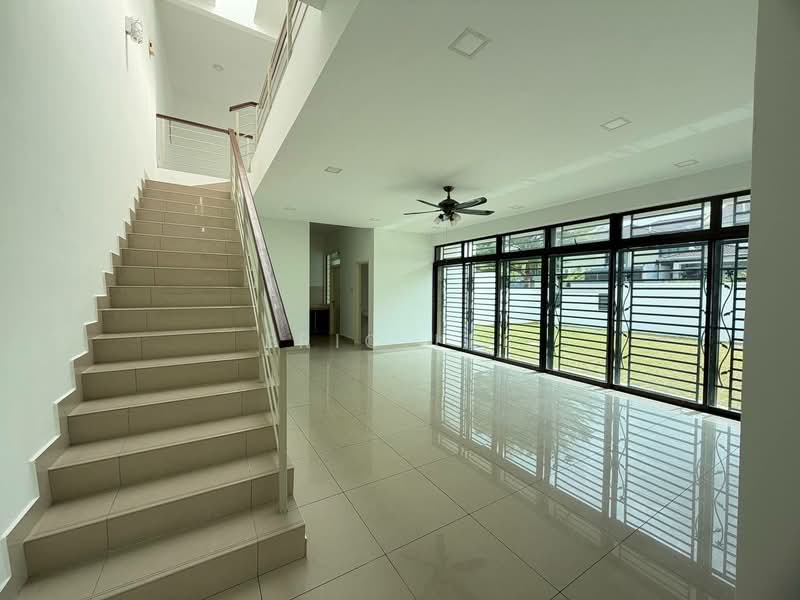 Rumah Kluster untuk Dijual di Taman Adda Heights (Tebrau) - Eric Lee - Living Room - PropertyGuru.com.my