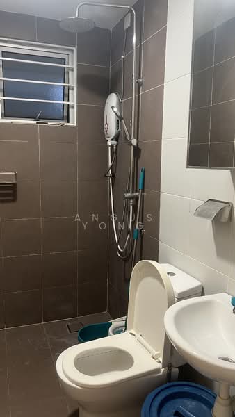 Service Residence for Rent at Galleria Equine Park - Angus Yong - Bathroom - PropertyGuru.com.my