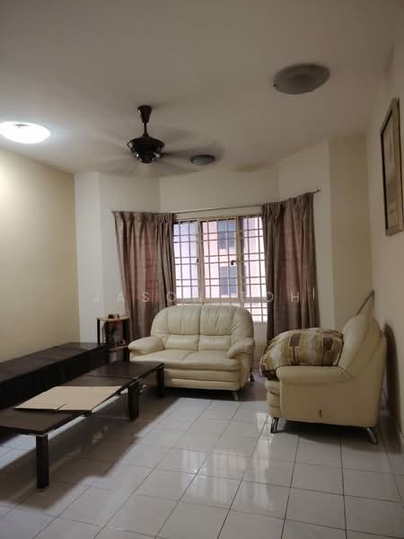 Puncak Seri Kelana untuk Untuk Disewa - RM 1,800 /bulan, Mac 2026 - Living Room - PropertyGuru.com.my