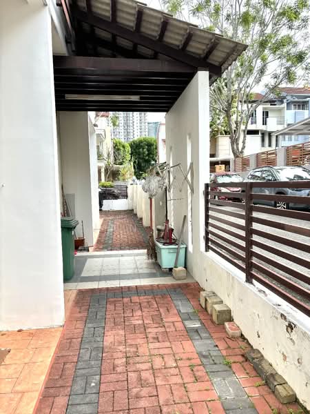 2.5-storey Terraced House for Sale in Sungai Ara (Penang) - Jan Tan - Exterior - PropertyGuru.com.my