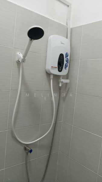 Apartment for Rent at Seri Molek Perdana - Melinda Ee - Bathroom - PropertyGuru.com.my