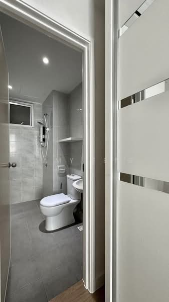 i-Santorini untuk Untuk Disewa - RM 2,400 /bulan, Mac 2026 - Bathroom - PropertyGuru.com.my