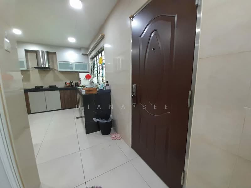 Bandar Bukit Tinggi 2 untuk Untuk Disewa - RM 3,300 /bulan, Mac 2026 - Kitchen - PropertyGuru.com.my