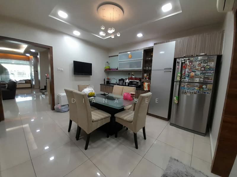 Bandar Bukit Tinggi 2 untuk Untuk Disewa - RM 3,300 /bulan, Mac 2026 - Dining Room - PropertyGuru.com.my