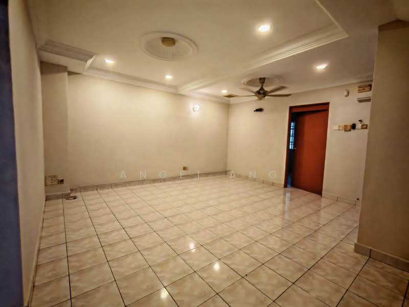Bukit Rahman Putra untuk Untuk Dijual - RM 520,000, Mac 2026 - Living Room - PropertyGuru.com.my