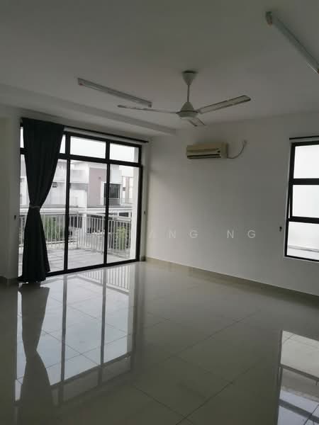 Cluster House for Rent in Johor Bahru (Johor) - Yen Pang Ng - Living Room - PropertyGuru.com.my