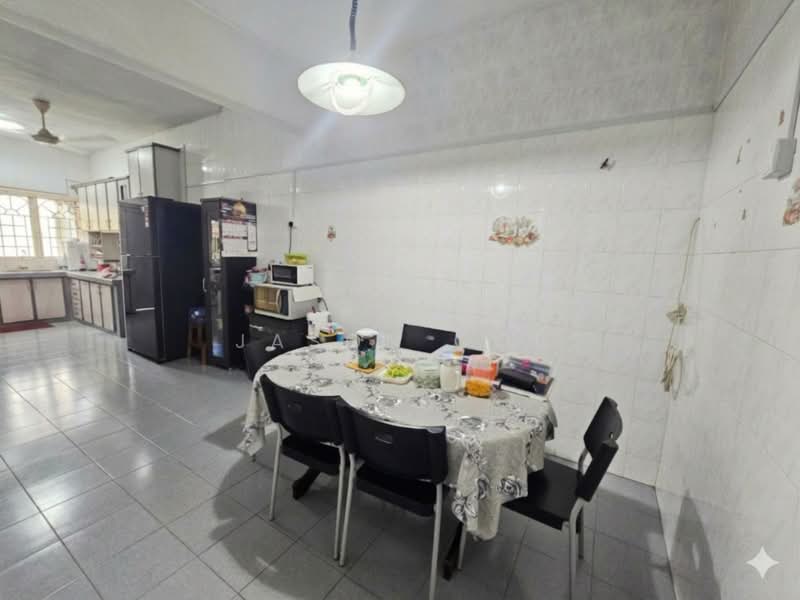 Rumah Teres 2 Tingkat untuk Dijual di Taman Bunga Negara (Shah Alam) - Jason Ooi - Kitchen - PropertyGuru.com.my