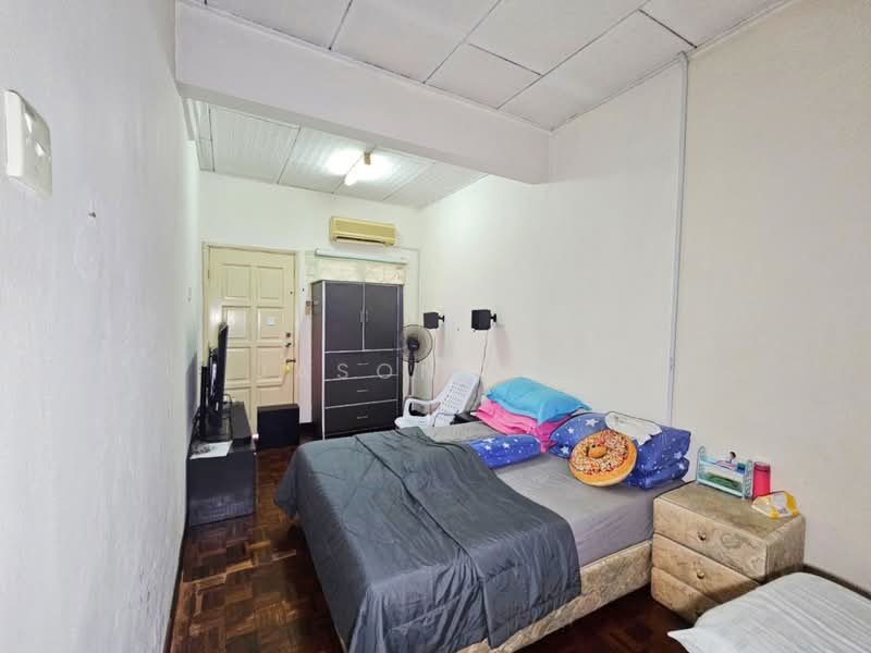 Rumah Teres 2 Tingkat untuk Dijual di Taman Bunga Negara (Shah Alam) - Jason Ooi - Bedroom - PropertyGuru.com.my
