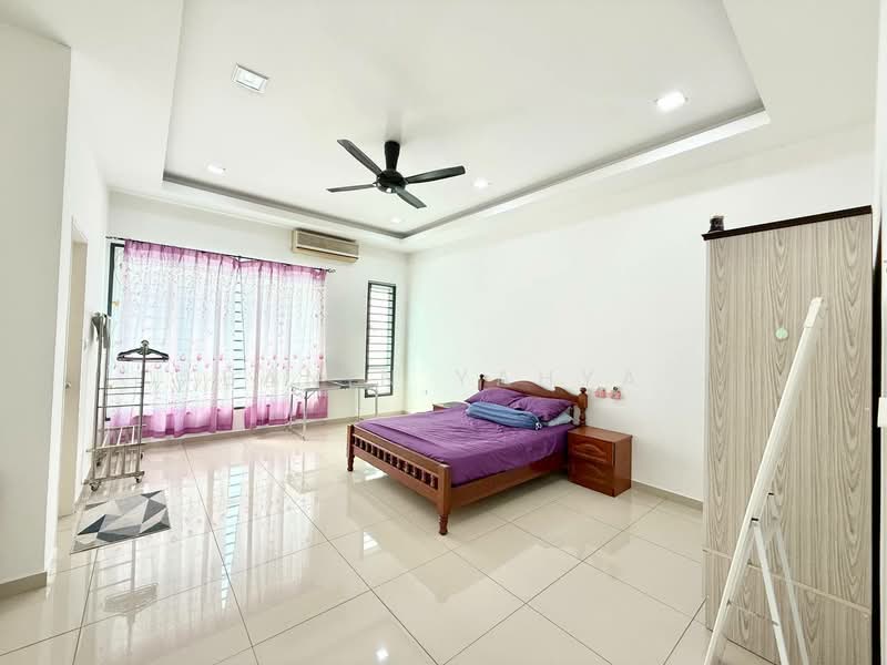 2-storey Terraced House for Sale in Bandar Sri Sendayan (Negeri Sembilan) - Banin Yahya - Bedroom - PropertyGuru.com.my