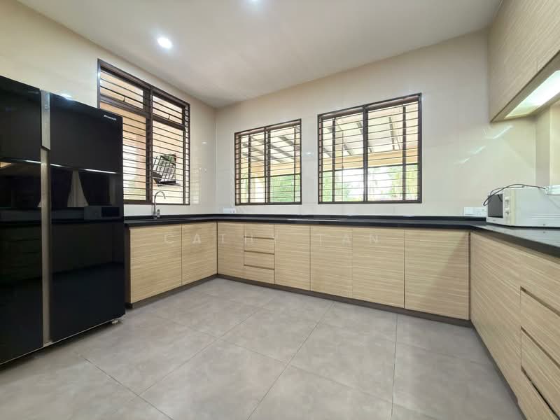 Bukit Kesenangan untuk Untuk Disewa - RM 15,000 /bulan, Mac 2026 - Kitchen - PropertyGuru.com.my