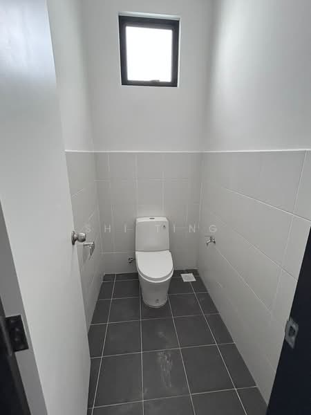 Shop for Rent in Eco Botanic (Iskandar Puteri (Nusajaya)) - Shi Ting - Bathroom - PropertyGuru.com.my