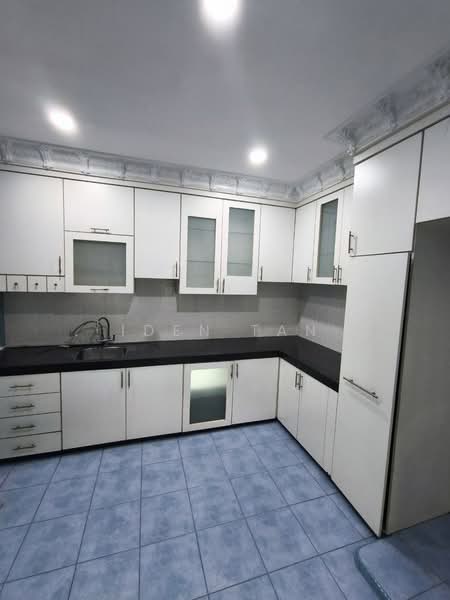 Pulai Utama Pulais Utamas untuk Untuk Dijual - RM 648,000, Mac 2026 - Kitchen - PropertyGuru.com.my