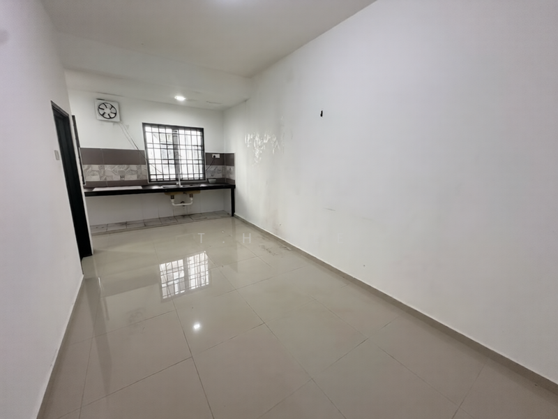 Terraced House for Sale in Bandar Puteri Klang (Klang) - T.H Lee - Kitchen - PropertyGuru.com.my